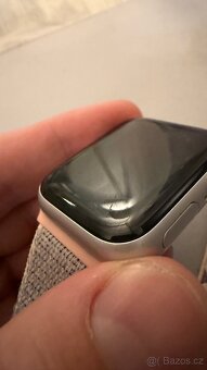 Apple Watch SE 2 40mm , wifi, stříbrné - 3