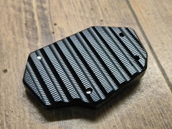 Rozšíření stojanu V-Strom 800 - 3