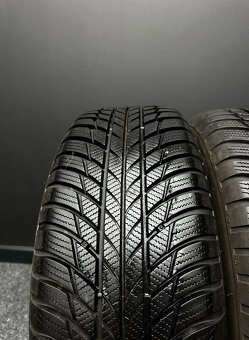 Sada pneu Bridgestone 205/60/16 92H - 3