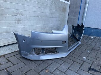 Prodám přední nárazník Audi A4, r.v. 2017 - 3