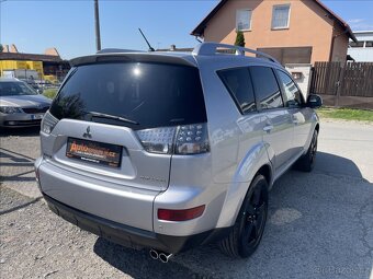 Mitsubishi Outlander 2,0 TDI 4X4 7 MÍST,KŮŽE,NAVI,ALU - 3