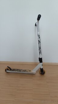 Koloběžka Street Surfing Torpedo Armour bílá - 3