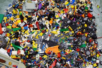 Lego 24,7 kg + návody - 3