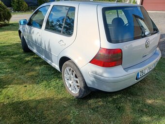 VW Golf 4 - 3