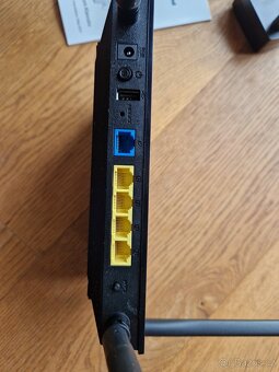 Asus RT-AC1200G+ - 3