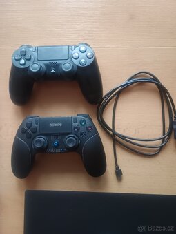 PlayStation 4, 1TB+dva ovladače - 3