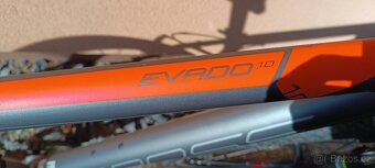 Krosové kolo Kross EVADO 1.0 (Graphite/red) 2023 - 3