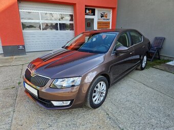 Škoda Octavia 2.0 TDI ELEGANCE 2015 CZ 1. majitel - 3