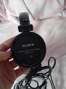Sony MDR-V150 sluchátka - 3