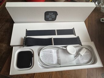 Apple Watch SE (Gen2) 44mm Midnight Celluar - 3
