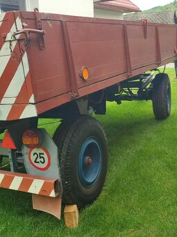 Sklápěcí přívěs za traktor - 3