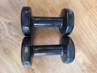 Posilovací fitness činky DOMYOS 2 × 5 kg - 3
