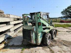 Locust 750 - 3