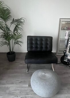 Křeslo Barcelona - Ludwig Mies van der Rohe, - 3