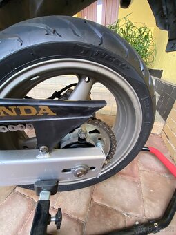 Honda Hornet 600, r.v.2006 - 3