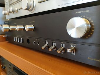Zesilovač GRUNDIG V2000 - 3