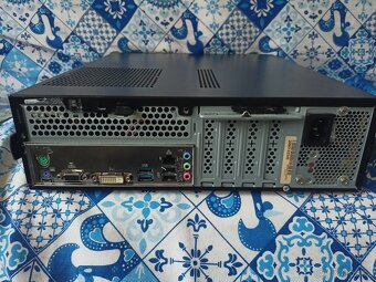SFF PC COMFOR 8 GB / 128 GB - 3