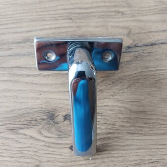 Prodám okenní kliky nerezové - 3