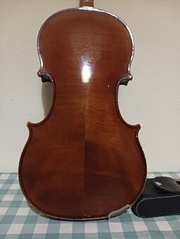 Staré housle - 3