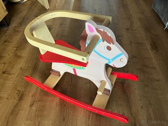 Dřevěný houpací kůň - 3