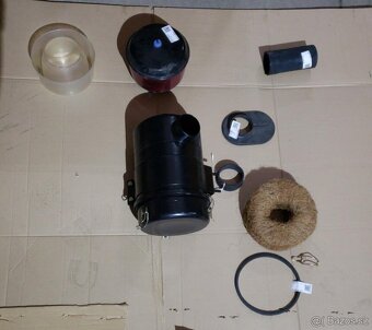 Predčistič vzduchu na Zetor - - 3