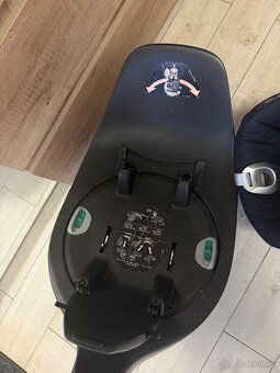 Cybex platinum + izofix baze otočná - 3