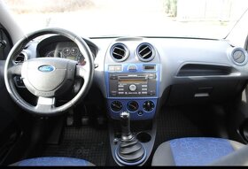 Prodej auta Ford Fiesta 1,3 - 3