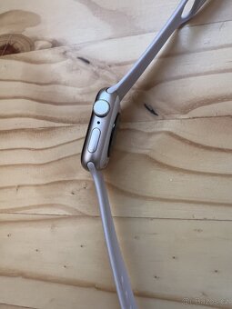 Apple Watch SE 2 generace 40mm starlight - 3
