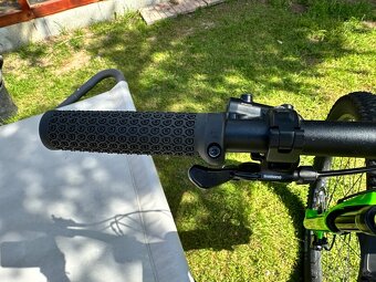 Kolo rock machine 29” kola - 3