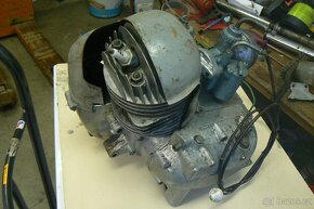 Manet Motor - 3