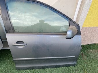 VW Polo IV 9N dveře 2x - 3