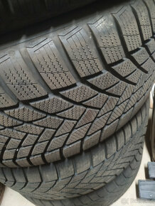 Zimní sada pneu Matador MP93 Nordicca FR XL 245/45 R19 V102 - 3