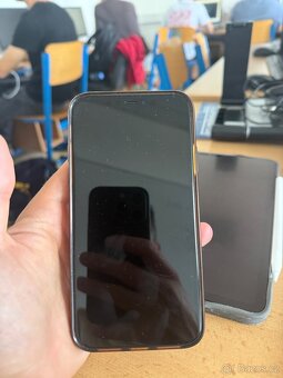 Iphone 11 - 3