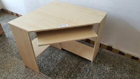 Rohový psací stůl. - 3