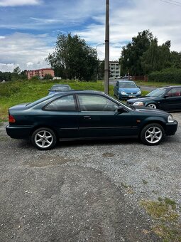 Honda civic 6g coupe - 3