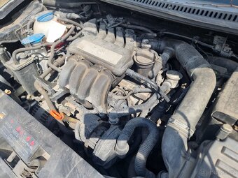 Prodám motor 1.6 MPi 75kW BSE - 3