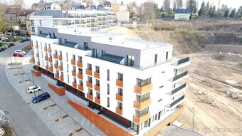 Pronájem nového bytu 1+kk s balkonem, ca 48 m 2,  LBC - 3