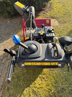 Sněhová fréza TORO PowerMax 1028 LXE - 3