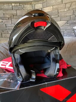 Nová výklopná přilba Yohe Double Visor - 3
