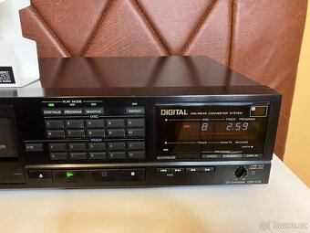 SONY CDP-C10 přehrávač na 10 CD Japan 1986 - 3
