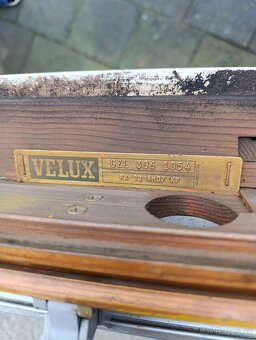 Střešní okno Velux 78x118 - 3