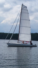 Plachetnice závodní Asso 99 - 3