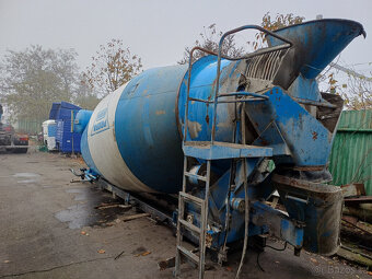 LIEBHERR  HTM 504 - 9cbm - 3