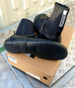 Neoprénové boty Mystic Marshall Boot 5mm Split Toe, Black - 3