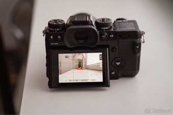 Fujifilm X-H1 + XF 18-55mm f/2.8-4.0 + BATTERY GRIP ZDARMA - 3