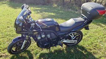 Yamaha Fazer 600 - 3