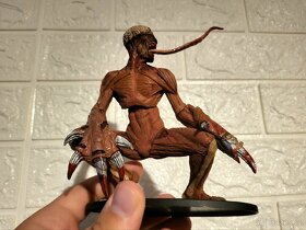 Resident Evil Licker figurka NECA - 3
