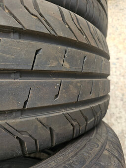 225/55R17C 109/107H CONTINENTAL - 3