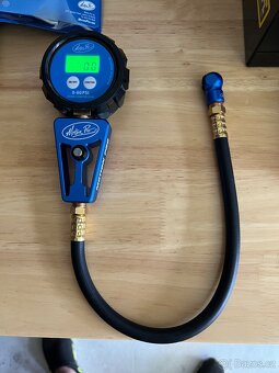 Motion Pro Racing 60Psi Digital Tire Pressure Gauge - 3