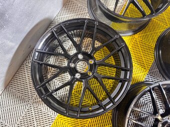 Motec mcr3 - 3